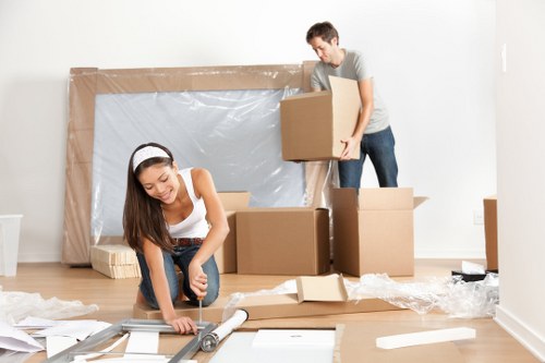 Mobile self storage collection for a Knightsbridge home