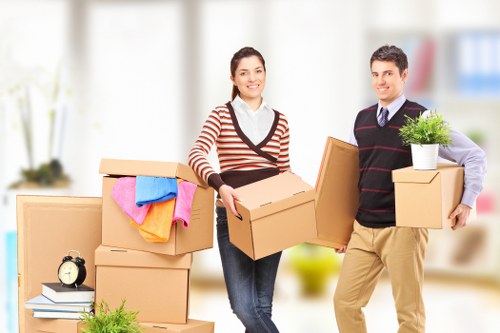 Moving van and property access for Knightsbridge removals